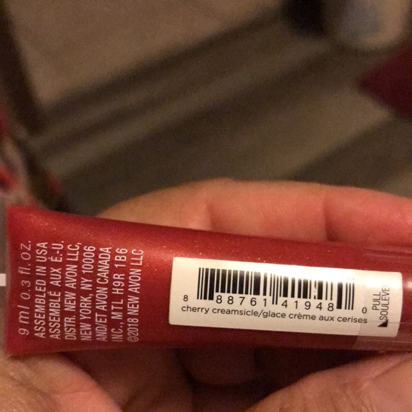 AVON CRAVE LIP GLOSS - Picture 4 of 4
